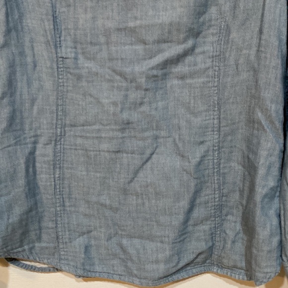 2/$40 M Petite Woolrich Chambray Pockets Epaulettes Button Shirt Lt Blue Medium - Picture 10 of 10